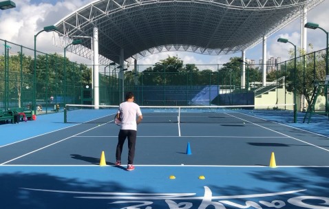 开云-网球赛场再起风云：陇右青龙队击败江畔火狐队，脚步移动更到位观赏性拉满